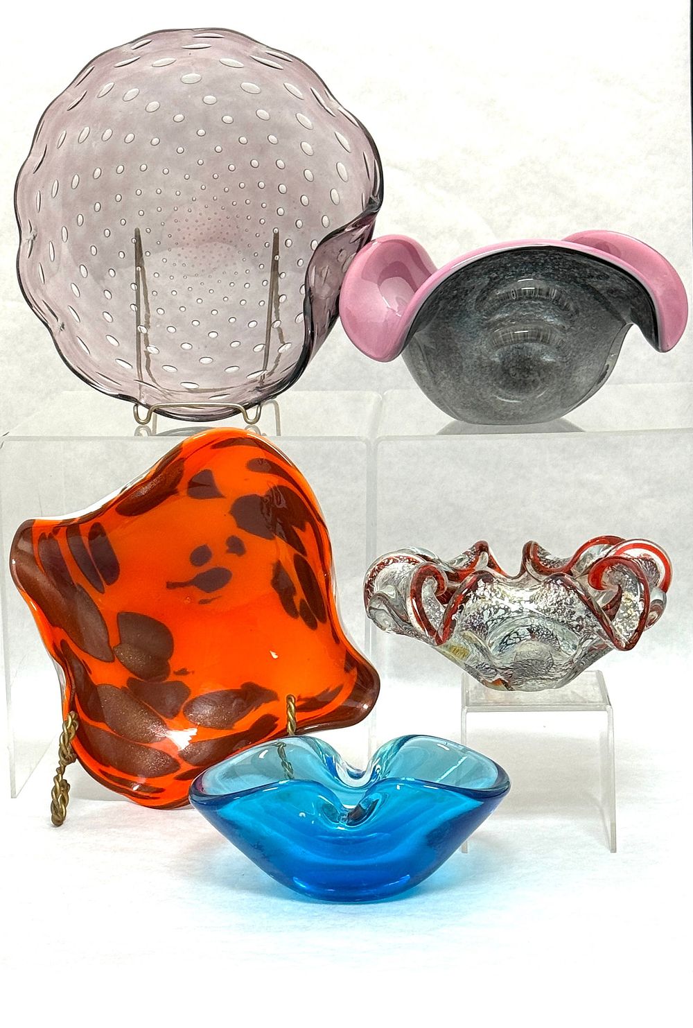 Lot 520: 5 Murano Glass Bowls