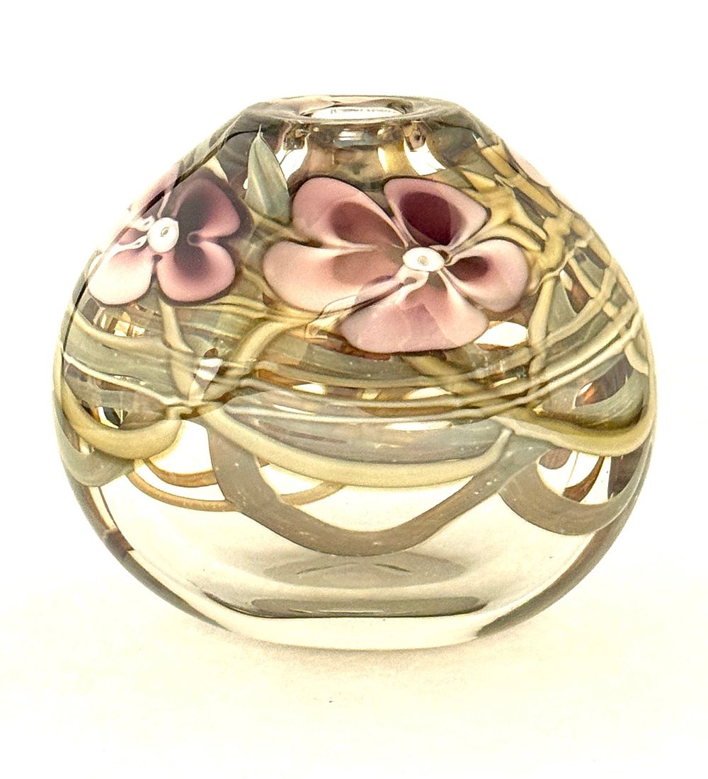 Lot 524: Rich Miller Paperweight Vase