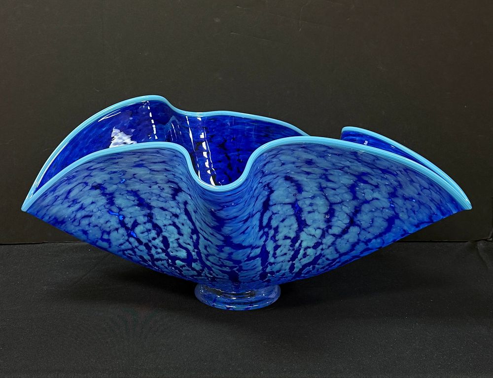 Lot 538: Chris Mosey Handkerchief Vase