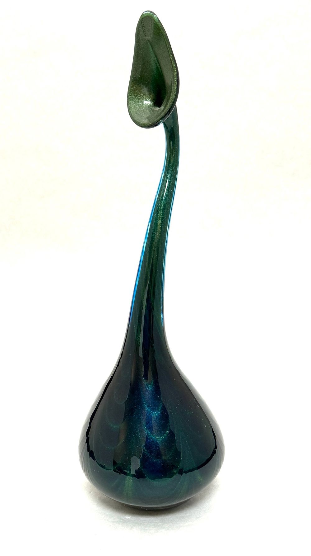 Lot 551: Rare Aventurine Lotton vase