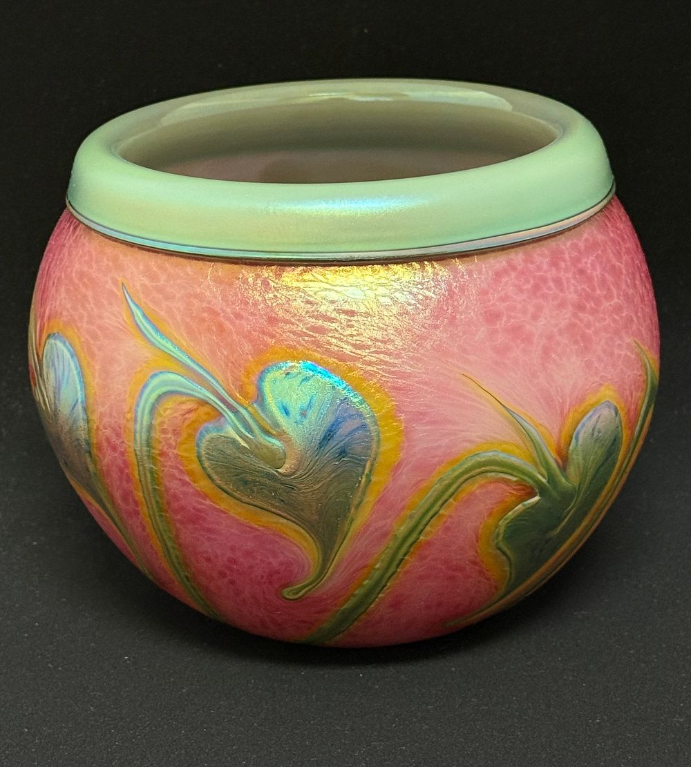 Lot 560: Charles Lotton Pink  Glass Vase