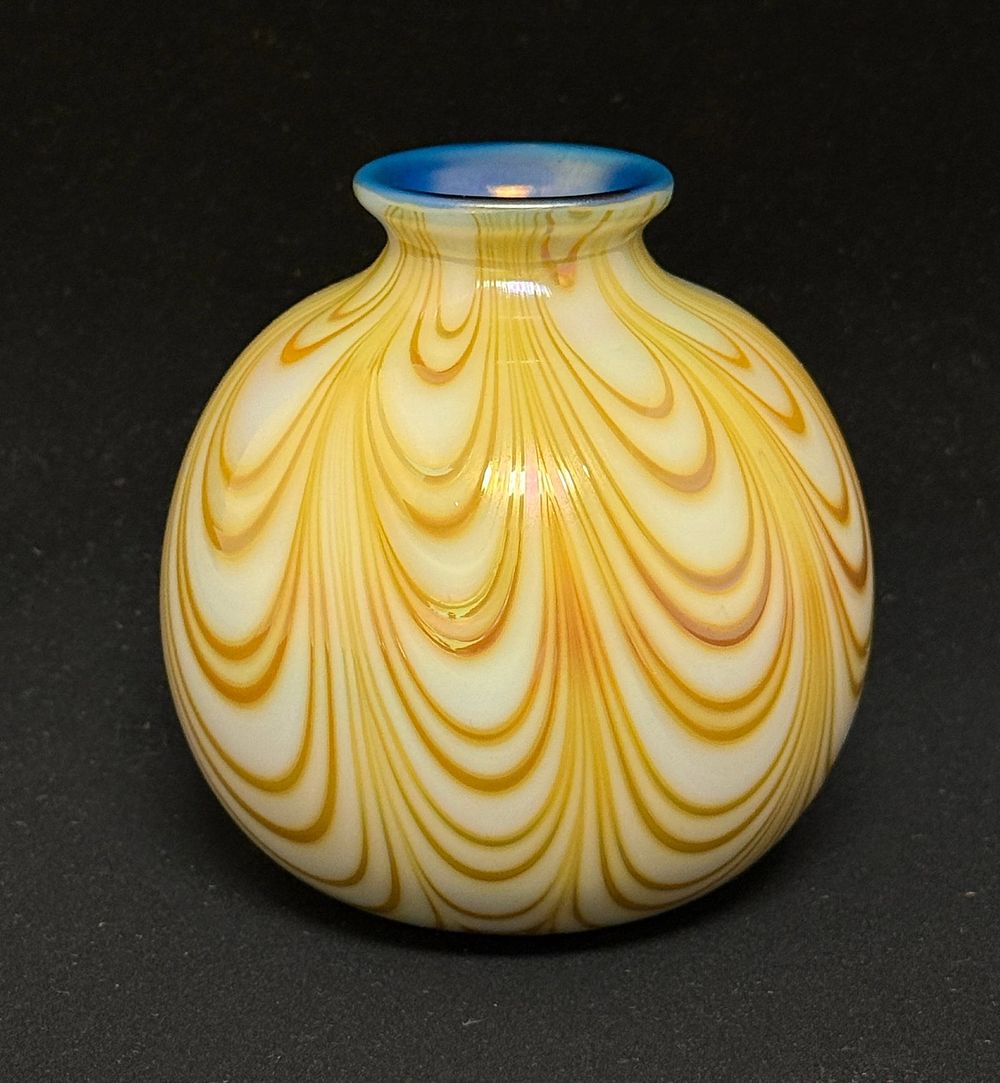 Lot 562: Early Charles Lotton Glass Vase