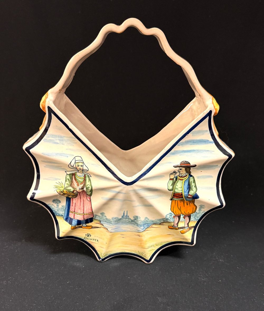 Lot 174: Porquier Beau Quimper Jardiniere