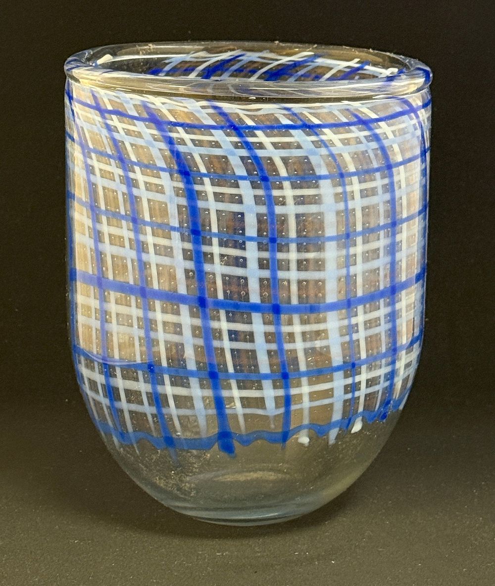 Lot 558: Gary Beechum Glass Vase