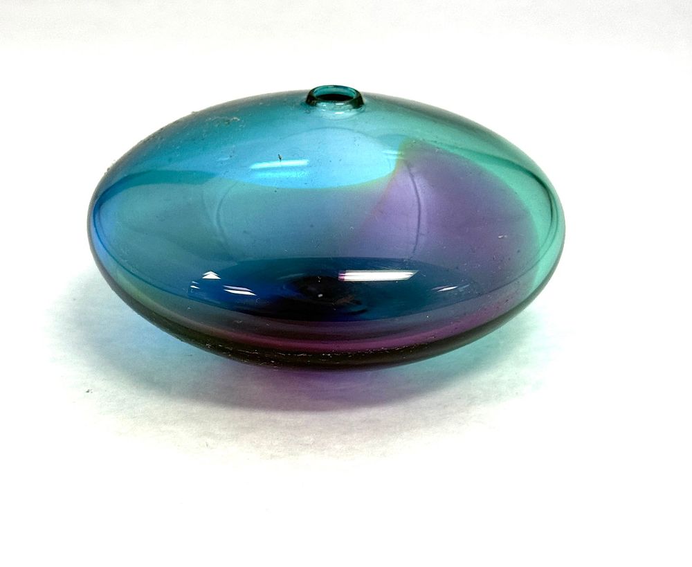 Lot 559: Buzz Blodget Cabinet Vase
