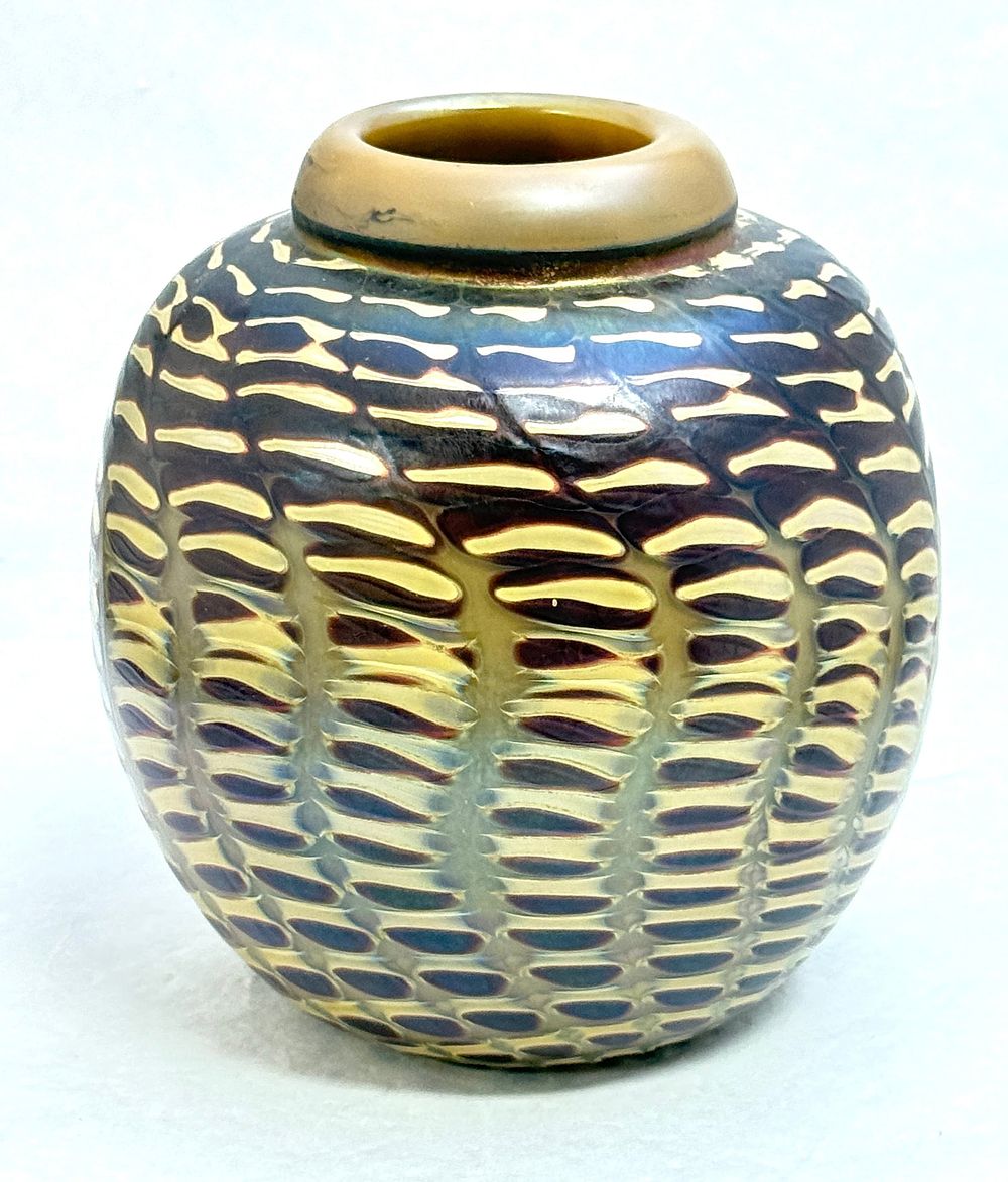 Lot 595: Steve Corriea Zipper Vase