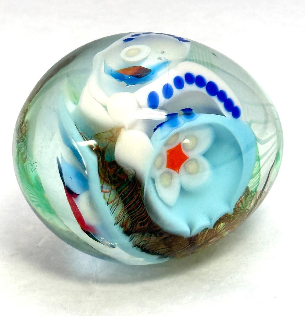 Lot 596: Ritter Art Glass Egg