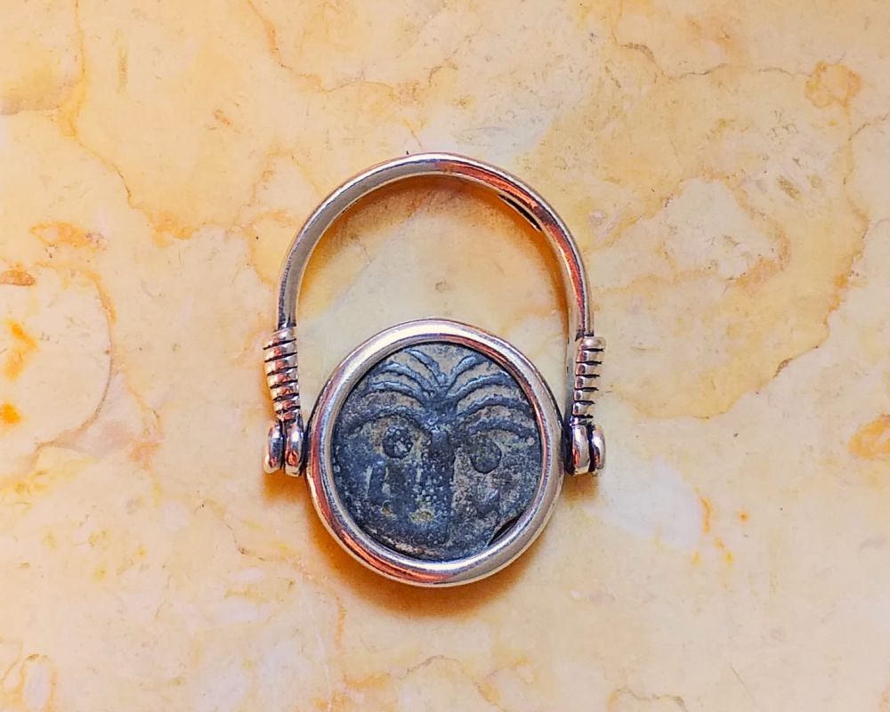 Silver swivel ring with original bronze prutah of Marcus Ambibulus, procurator of Judea under 