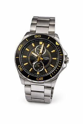 שעון Casio. זה שעון Casio מדגם MTD-1077 מסדרת Enticer, שעון גברים אנלוגי עם מנגנון קוורץ (סוללה) 