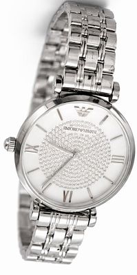 שעון Emporio Armani. • מותג: Emporio Armani – מותג אופנה איטלקי יוקרתי יחסית בתחום שעוני האופנה 