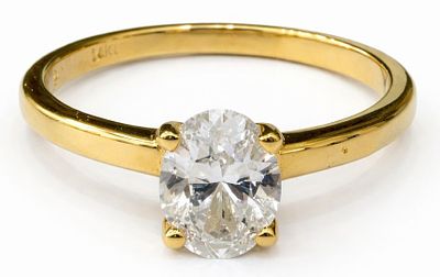 טבעת זהב 14K משובצת ביהלום
. טבעת זהב 14K משובצת ביהלום Cvd מעבדה כ 1 קראט אובל 
משקל: 2.28