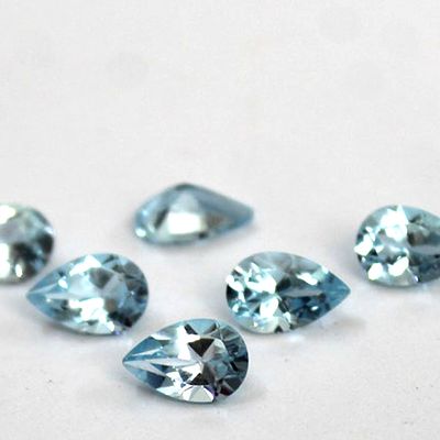Naturel Sky Blue Topaz Pear Shape 4X3 Mm 50 Pieces Lot. Top Quality Naturel Sky Blue Topaz Pear 
