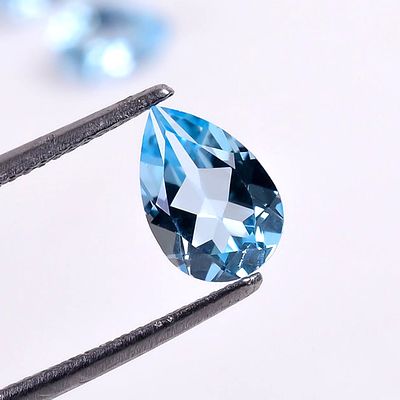 Naturel Sky Blue Topaz Pear Shape 12X8 Mm 4 Pieces. Top Quality Naturel Sky Blue Topaz Pear 
