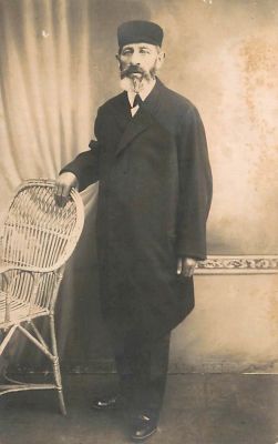 לוט 2 תצלומים עם טיפוסים יהודיים. גלויה אחת, גודל גלויה אחת.