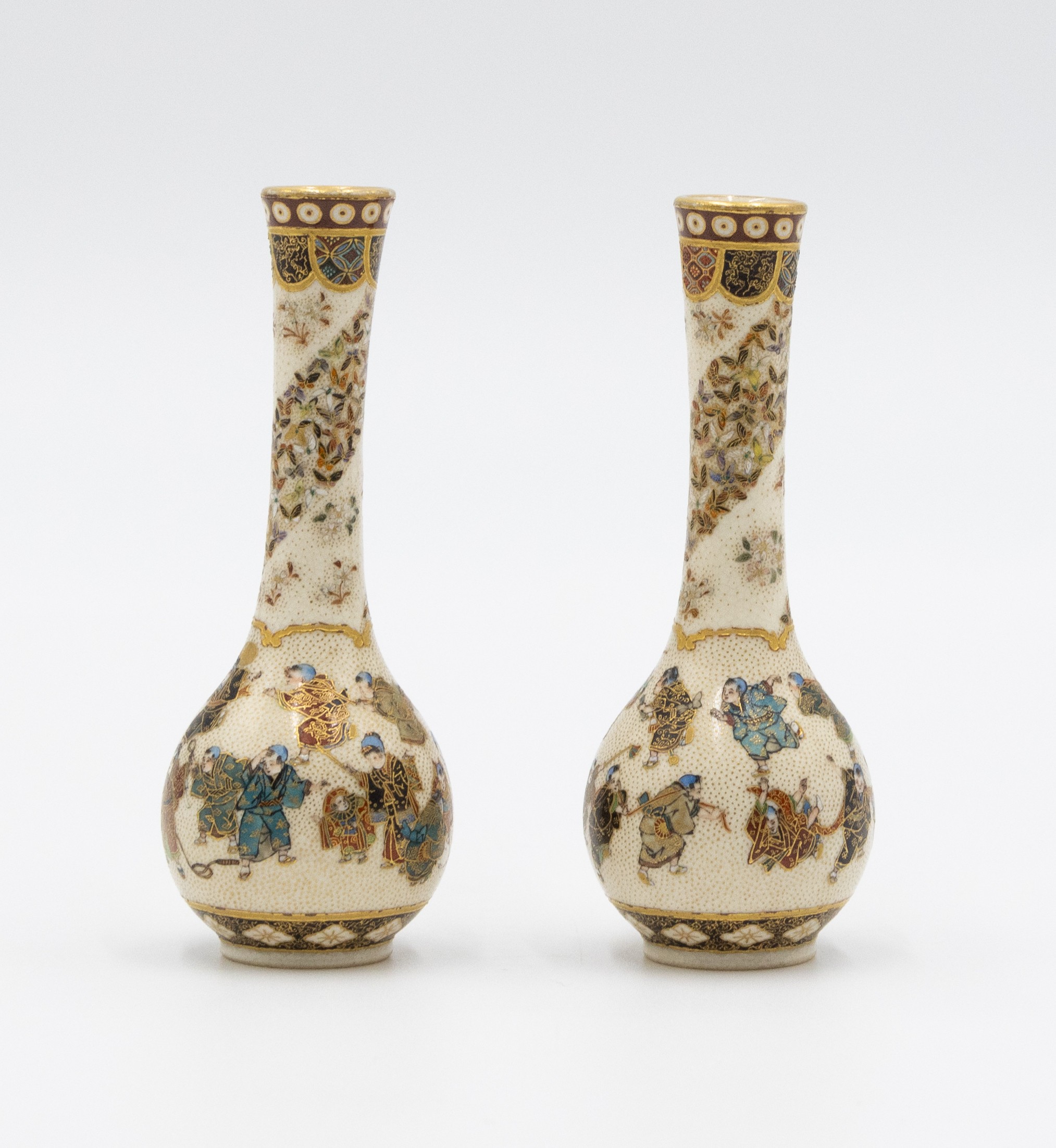 Yabu Meizan, A Pair of Vases, Design of Children Playing