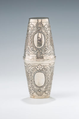 25. A PAIR OF SILVER WEDDING CUPS. Germany, 20th century. Decorated with grapevine motifs and a 