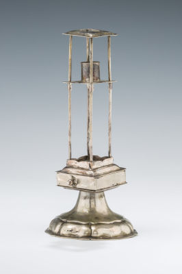 27. A SILVER HAVDALAH COMPENDIUM BY HIEROMYMUS MITTNACHT. Augsburg, 1761 - 63. On a stylized 