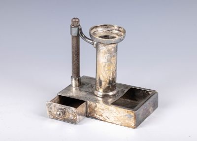 12. A SILVER HAVDALLAH COMPENDIUM. Germany, 19th/20th century. In the shape of a chamberstick. 