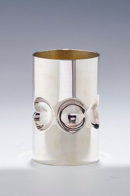 A LARGE STERLING SILVER KIDDUSH BEAKER BY CARMEL SHABI. Israel, 2006. Modernist in style. With 