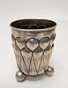AN MONUMENTAL SILVER FOOTED BEAKER. Germany, 19th century. On three balled feet. Decorated with תמונה - 3