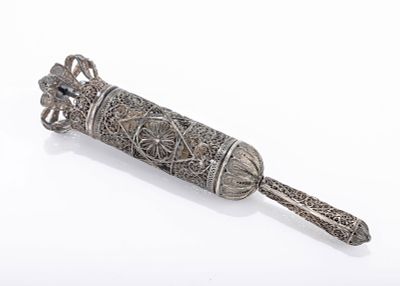 A SILVER FILIGREE MEGILLAH CASE. Holy Land, c. 1920. Completely hand spun in fine filigree.
