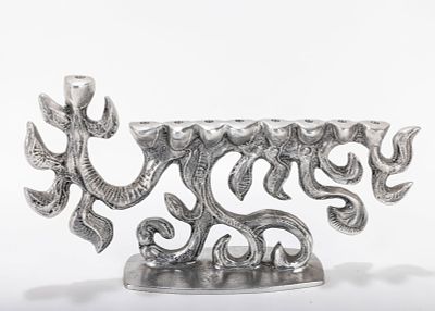 AN ALUMINUM MENORAH SCULPTURE BY DON DRUMM (American, b. 1935). A LARGE ALUMINUM MENORAH 