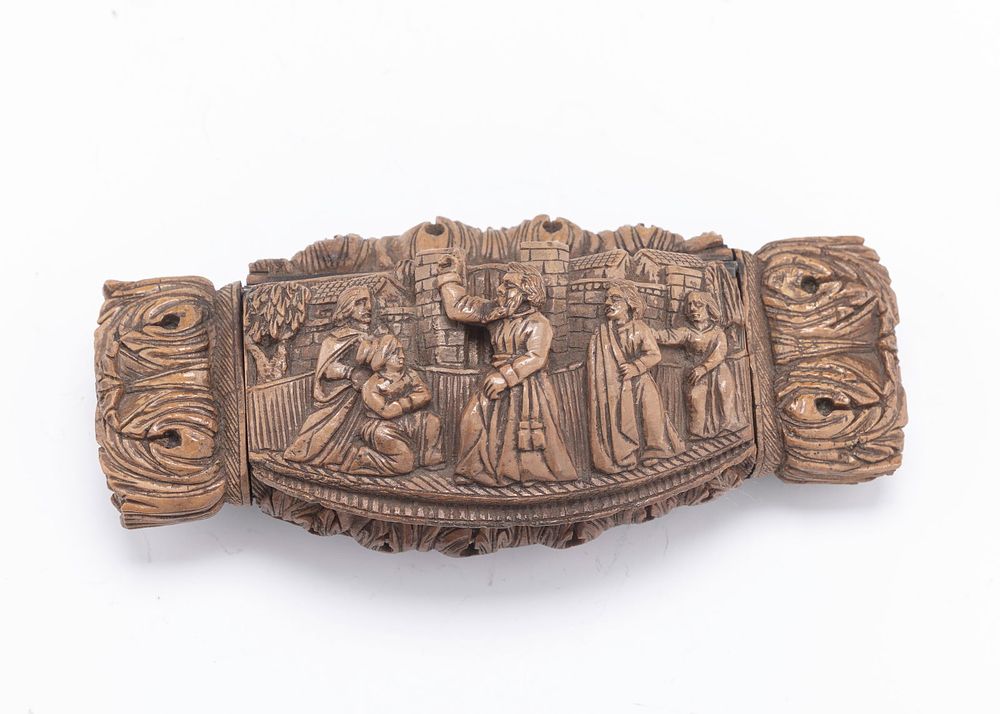 A RARE BOXWOOD HEBRAIC SNUFF BOX. Probably Dutch, c. 1800. Hand carved on all sides with 