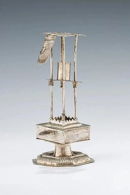A SILVER HAVDALAH COMPENDIUM MARKED WITH A BIRD. Nuremberg, c. 1725. On a gadrooned base 