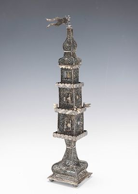A LARGE AND IMPORTANT SILVER FILIGREE SPICE TOWER. Probably Lemberg, c. 1800. A massive spice 