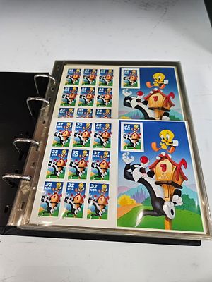 UNITED STATES UNUSED POSTAGE BOOKLETS. Mainly starting in the 1970’s with some earlier 