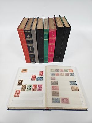 A LARGE WORLD WIDE STAMP COLLECTION. Consisting of nine binders filled with used stamps. 
