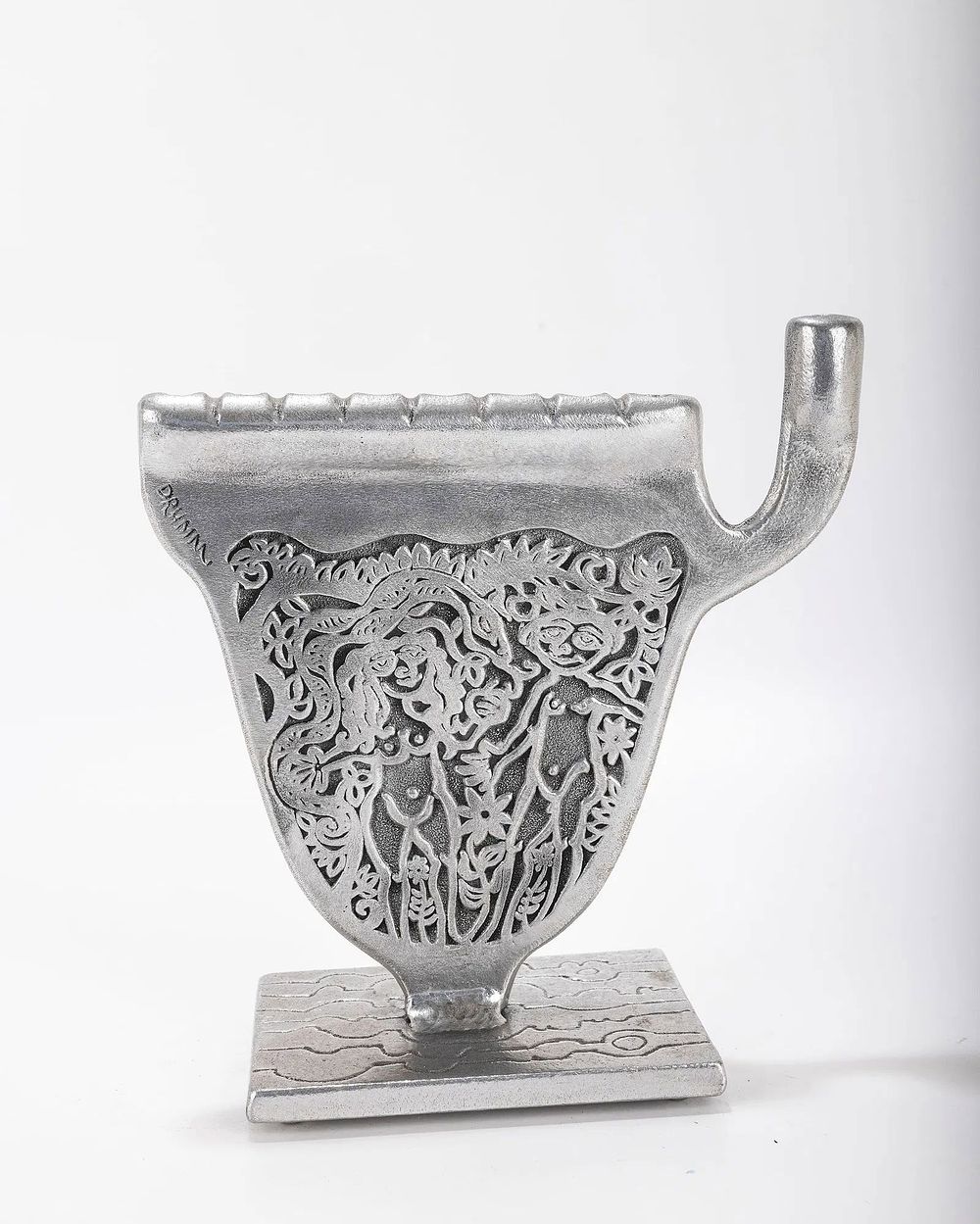 A ALUMINUM MENORAH SCULPTURE BY DON DRUMM (American, b. 1935). ALUMINUM MENORAH SCULPTURE BY 