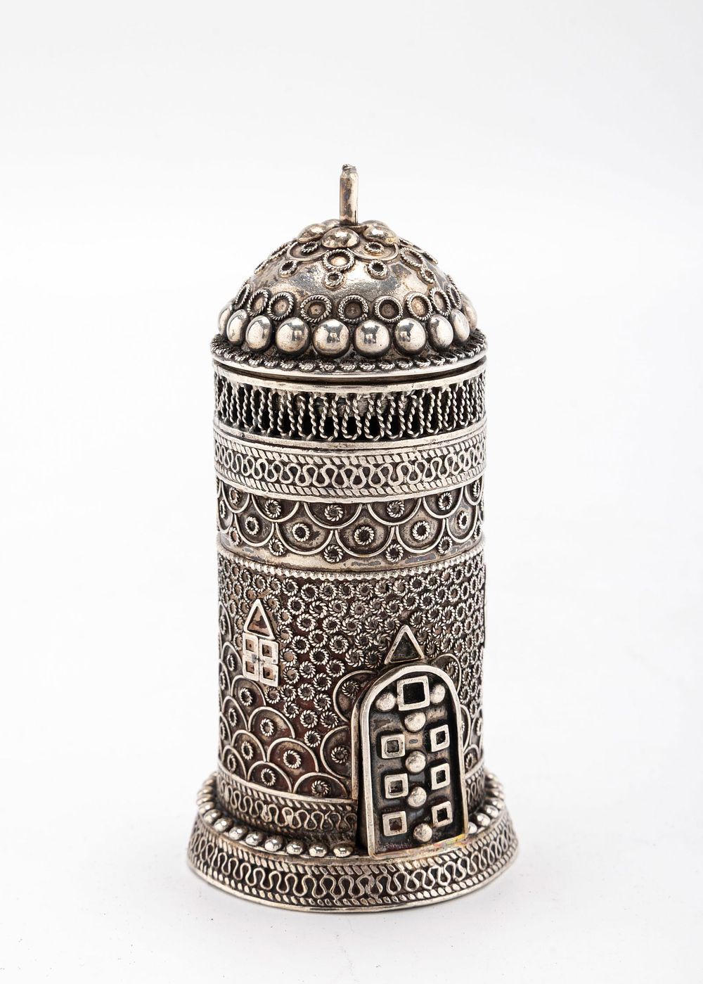 A SILVER SPICE CONTAINER BY IM FAIN. Israel, c. 1980. Decorated with applied wire work and 