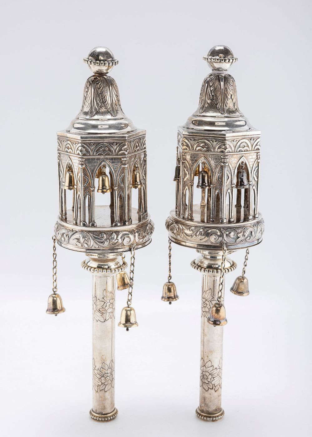 A LARGE AND HEAVY PAIR OF STERLING SILVER TORAH FINIALS BY MICHAEL STRAUSS. In the style of 