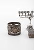 A GROUP OF FOUR STERLING SILVER JUDAICA OBJECTS. Including a ring holder by Bier silversmiths תמונה - 5
