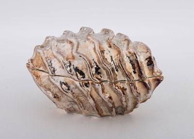 A STERLING SILVER ETROG CONTAINER BY PAMPALONI SILVERSMITHS. Firenze, modern.,. Oval in form. 