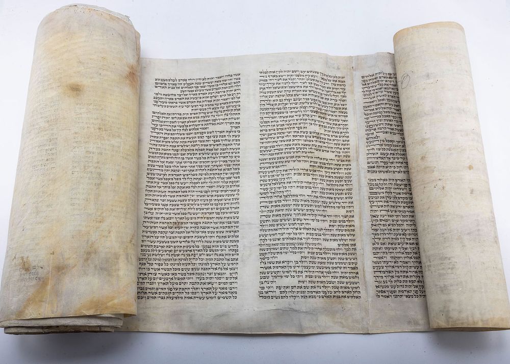 A COMPLETE SEFER TORAH. Germany, c. 1800. Ashenaz Beis Yosef. Present are fading and cracked 