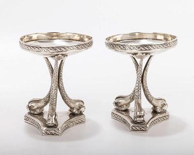 A PAIR OF HEAVY SILVER MASTER SALTS. Austro-Hungarian Empire, 1804. Each on a round base with 