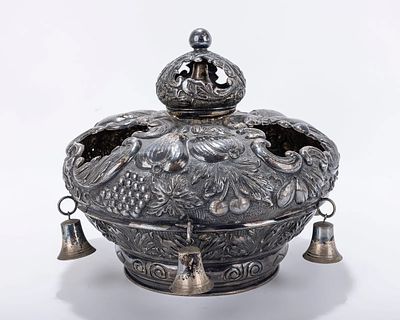 A SILVER TORAH CROWN. Hungarian, 20th century. Chased with fruits, scrolls and other organic 