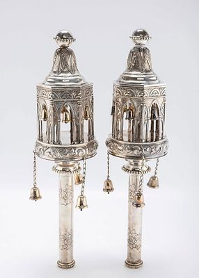 A LARGE AND HEAVY PAIR OF STERLING SILVER TORAH FINIALS BY MICHAEL STRAUSS. In the style of 