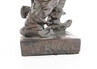 A BRONZE SCULPTURE BY ISAACHAR RYBACK. Signed. "THE GOOSE SELLER". Good condition. Signed. תמונה - 1