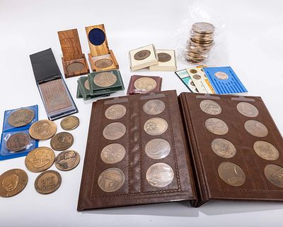 A COLLECTION OF 46 ISRAELI BRASS COMMEMORATIVE MEDALS. Including medals celebrating 350 years 