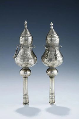 A PAIR OF RARE SILVER TORAH FINIALS FROM SAFED. Safed, c.1890. On thin stems in Ottoman shape. 