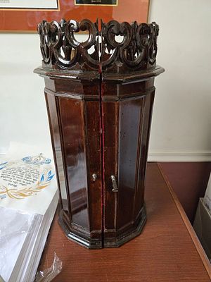 A WOODEN TORAH TIK. Probably Italy, 20th century. Hand carved and assembled. Made of stained 