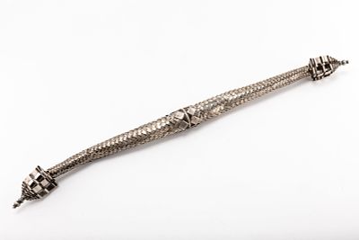 A STERLING SILVER HASIDIC SPICE CONTAINER. Interwoven. Seperates in the middle. Vintage. c. 