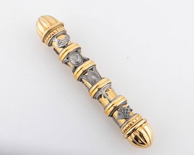 A CHROME AND GILDED MEZUZAH CASE BY SWED MASTER SILVERSMITHS. Jerusalem, c. 1990. Decorated with 
