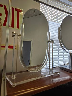 FOUR PROFFESIONAL JEWELRY STORE OR GLASSES STORE COUNTERTOP MIRRORS. All in good used condition. 