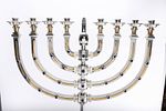 A MAGNIFICENT STERLING SILVER MENORAH BY SWED MASTER SILVERSMITHS. Crafted from Rhodium plated תמונה - 6