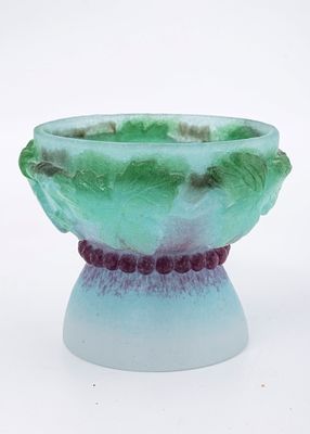 A PATE DE VERRE KIDDUSH GOBLET BY ELLEN ABBOTT AND MARC LEVA. Soft coloring with central bunch 
