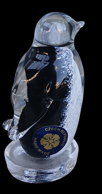 פסלון קריסטל בדמות פינגווין תוצרת צכסלובקיה עבודת יד גובה 9 סמ 
מצב מושלם